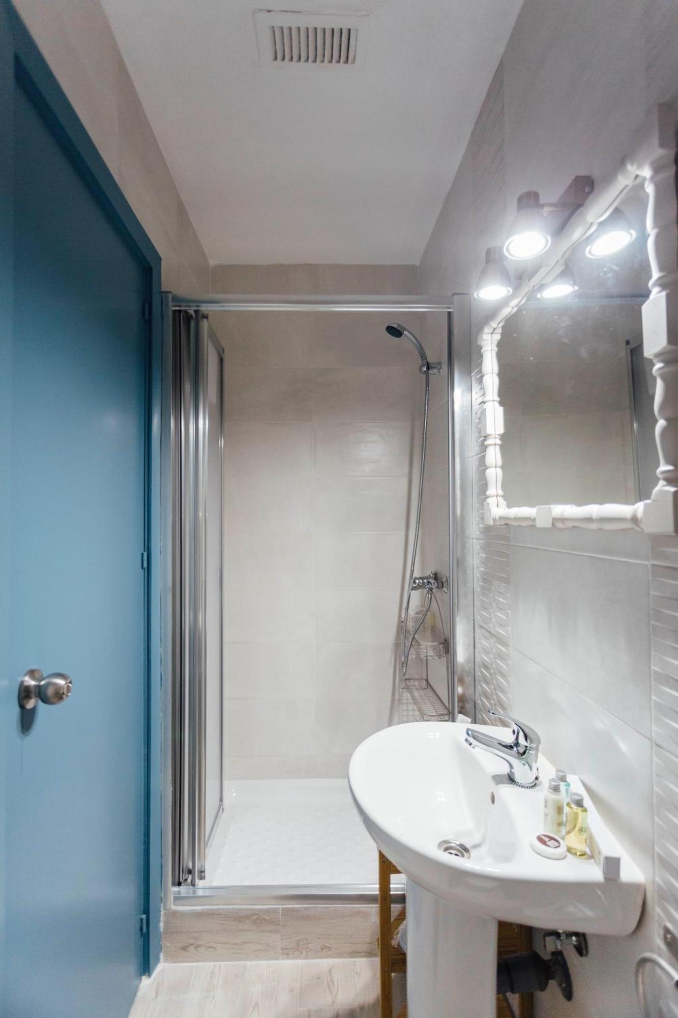Stunning And Colorful- 4Bd 2Bth- Santa Cruz Apartamento Sevilha Exterior foto